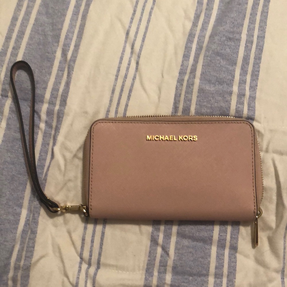Michael Kors Wristlet